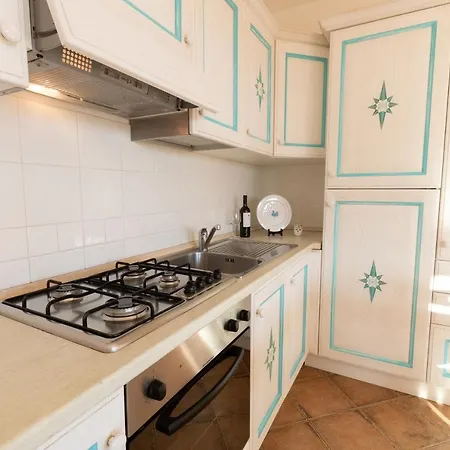 Perseo Vacanze Poggio Dei Fiori Con Piscina Privata Nyaraló *