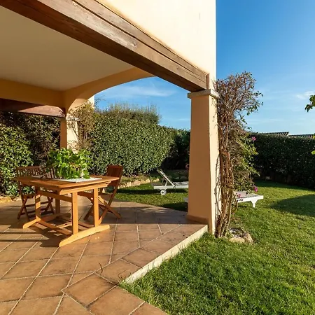 Perseo Vacanze Poggio Dei Fiori Con Piscina Privata Nyaraló Olbia