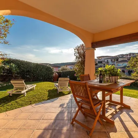 Perseo Vacanze Poggio Dei Fiori Con Piscina Privata Vakantiehuis