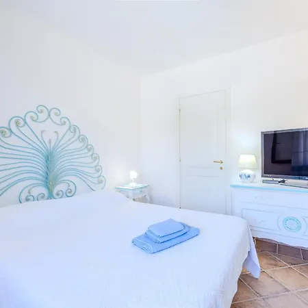 Perseo Vacanze Poggio Dei Fiori Con Piscina Privata Ferienhaus